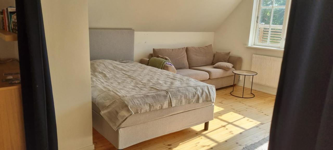 Appartement Laegenhet Pa Haestgard à Ljungbyhed Extérieur photo